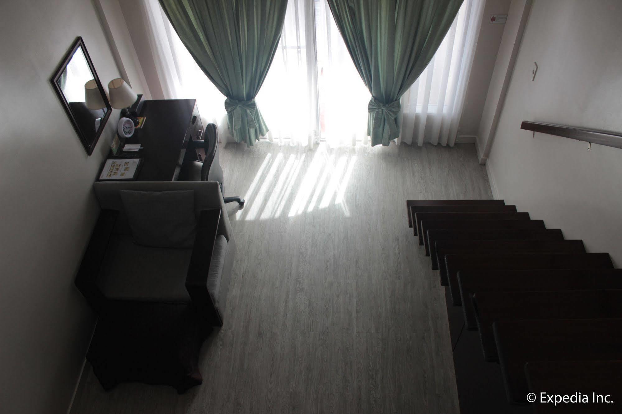 โรงแรมซูบิค โคโค่ โอลองกาโป ภายนอก รูปภาพ